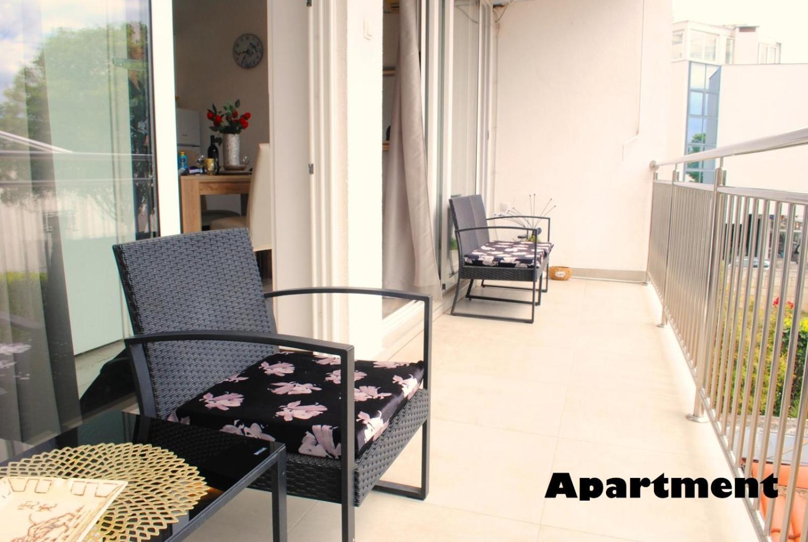 Sunshower Apartment And Studio Split Eksteriør bilde